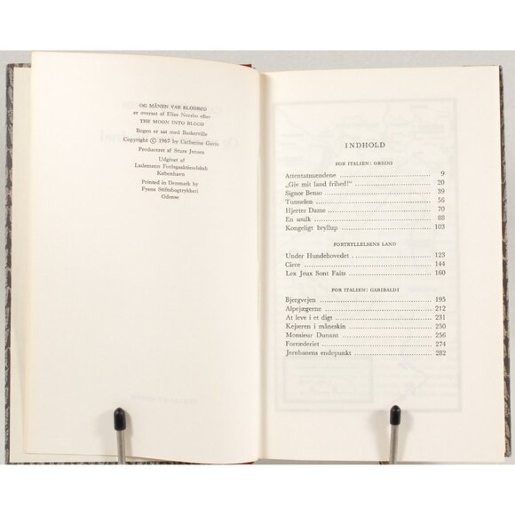 Danish Book, Og månen var blodrød, by Catherine Gavin Translate by Elise Norsbo - Picture 4 of 7